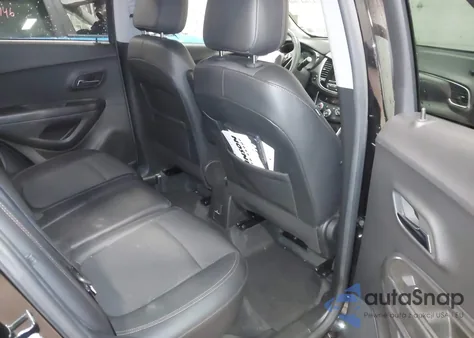 2022 Chevrolet Trax Awd Lt from USA, damaged, VIN KL7CJPSM7NB518716